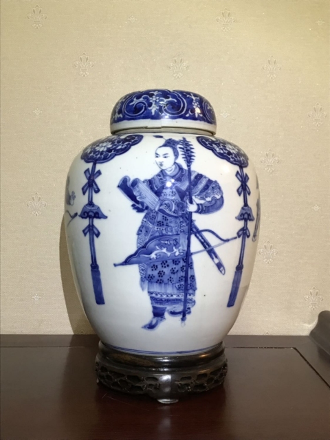 古玩陶瓷清晚期青花無雙譜人物紋蓋罐拍賣，當前價格21800元