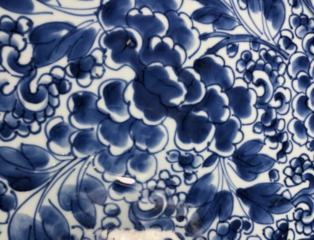 古玩陶瓷青花纏枝花卉紋大盤拍賣，當前價格21800元