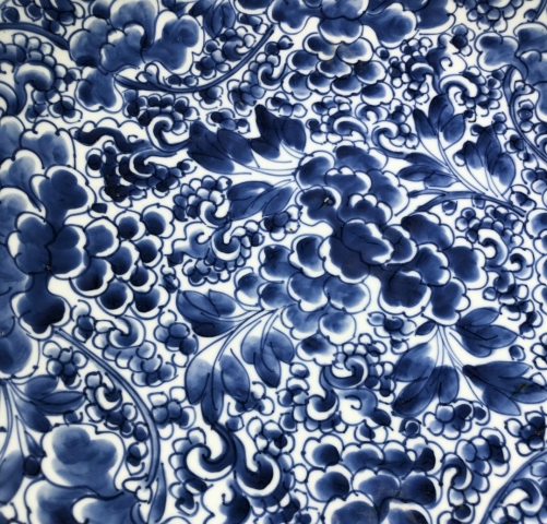 古玩陶瓷青花纏枝花卉紋大盤拍賣，當前價格21800元