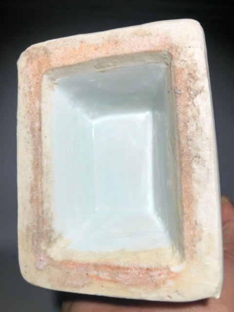 古玩陶瓷白釉象耳瓶拍賣，當前價格22800元