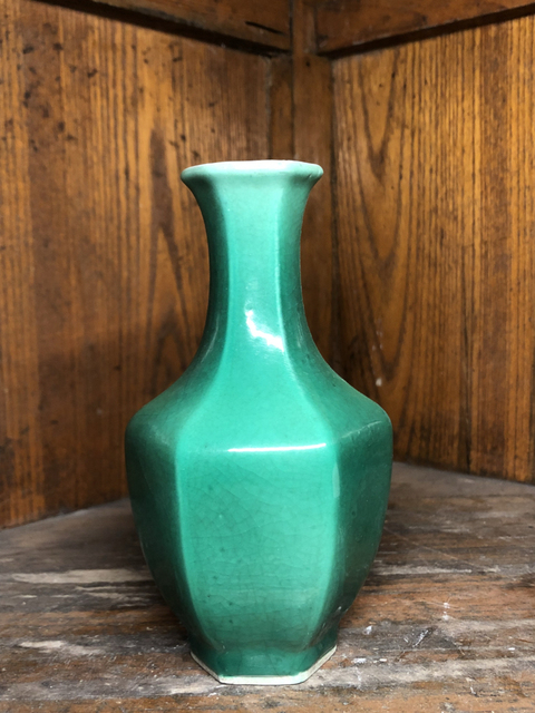 古玩陶瓷綠釉六方瓶拍賣，當前價格24800元