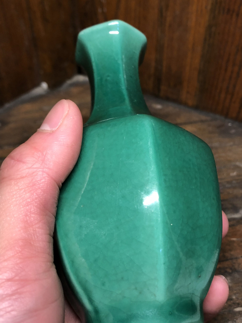 古玩陶瓷綠釉六方瓶拍賣，當前價格24800元