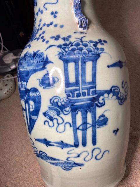 古玩陶瓷豆青釉青花博古花卉紋瓶拍賣，當前價格12000元