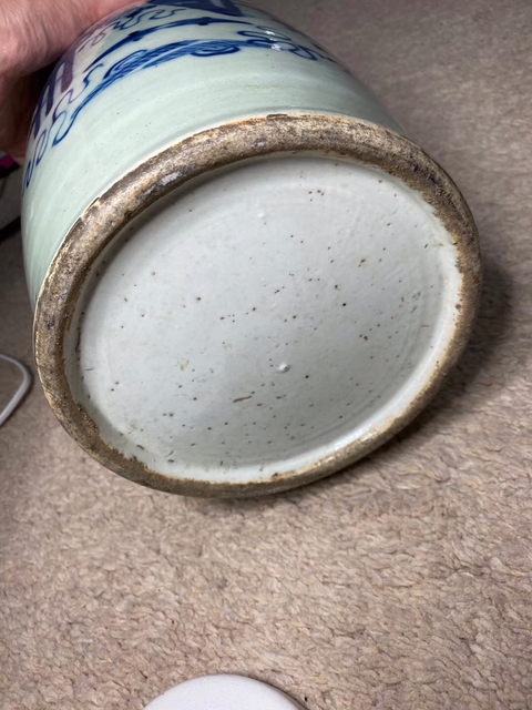 古玩陶瓷豆青釉青花博古花卉紋瓶拍賣，當前價格12000元