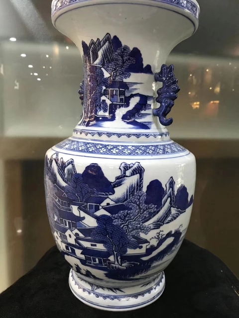 古玩陶瓷青花瓶拍賣，當前價格19000元