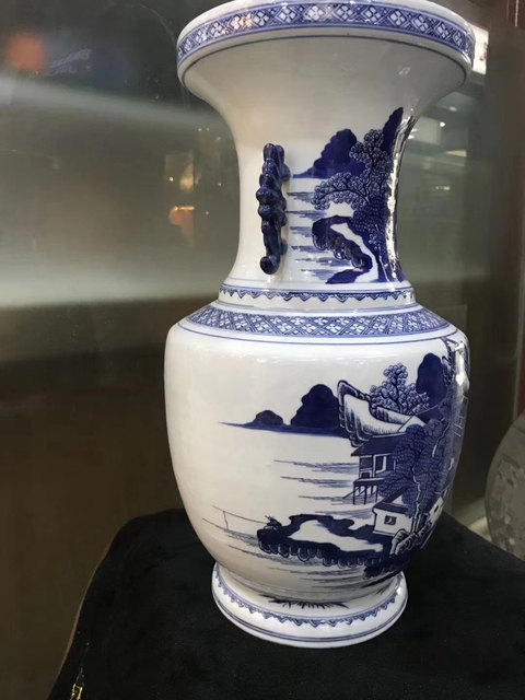 古玩陶瓷青花瓶拍賣，當前價格19000元