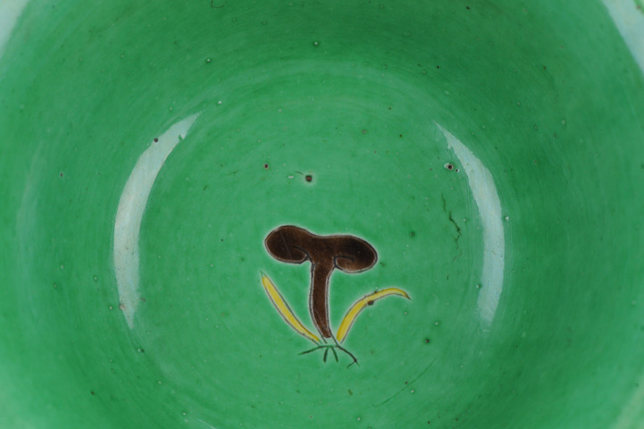 古玩陶瓷素三彩花卉紋碗拍賣，當前價格8000元