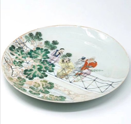 古玩陶瓷粉彩故事人物盤(pán)拍賣(mài)，當(dāng)前價(jià)格6000元