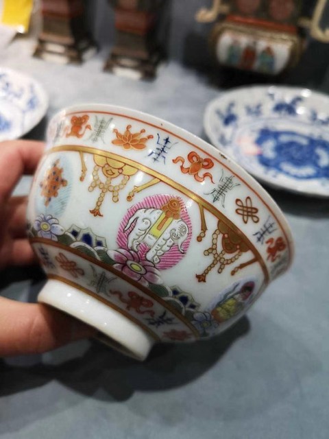 古玩陶瓷七珍八寶碗拍賣，當(dāng)前價格5000元