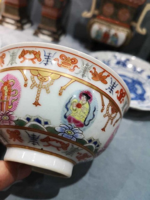 古玩陶瓷七珍八寶碗拍賣，當(dāng)前價格5000元