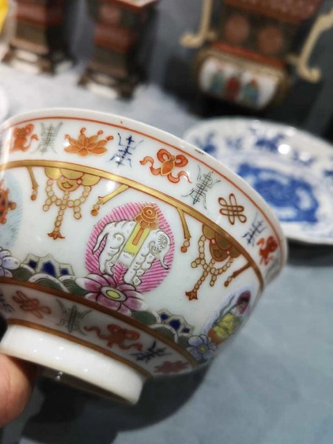 古玩陶瓷七珍八寶碗拍賣，當(dāng)前價格5000元