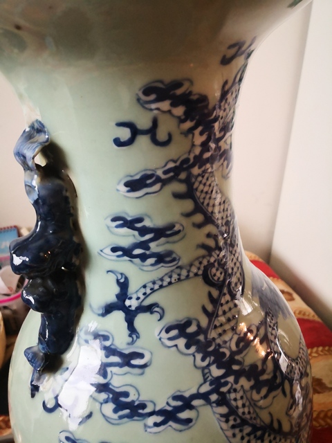 古玩陶瓷青花龍鳳瓶拍賣，當前價格6000元