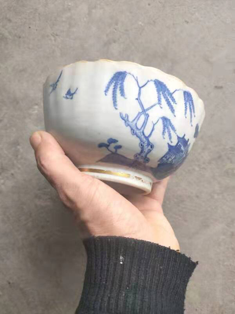 古玩陶瓷樓臺亭閣山水紋青花碗拍賣，當前價格11000元