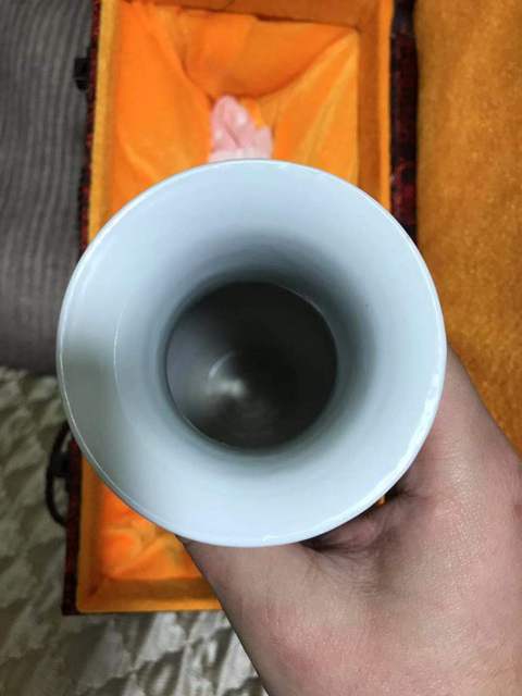 古玩陶瓷青花人物紋觀音瓶拍賣，當(dāng)前價(jià)格9000元