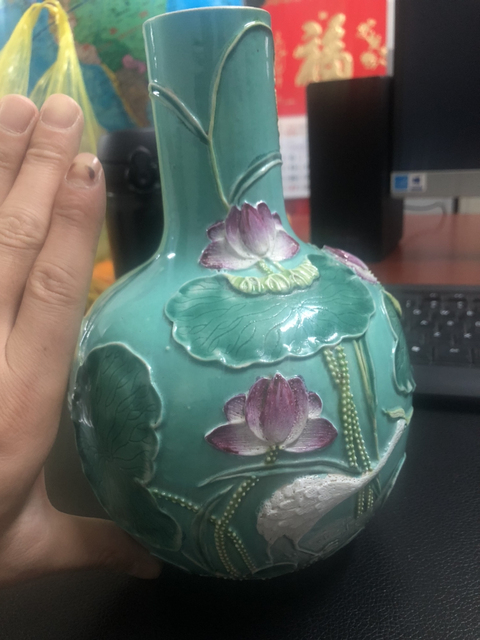 古玩陶瓷天球瓶拍賣，當前價格9000元