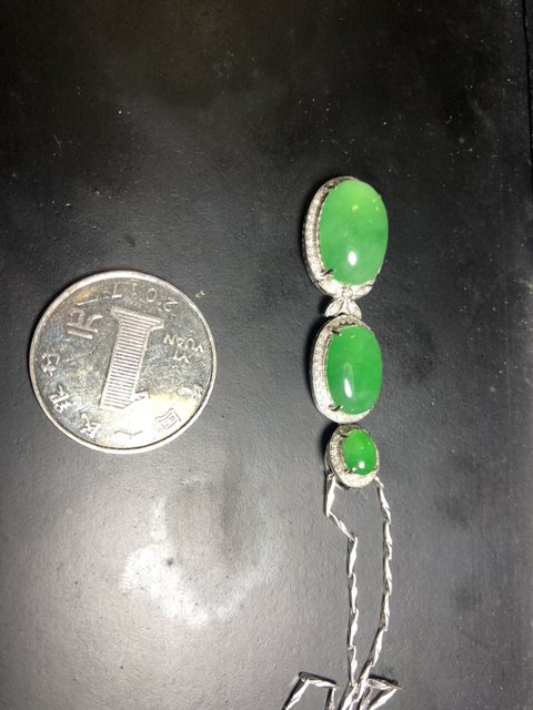 古玩玉器翡翠蛋面吊墜拍賣，當前價格19000元