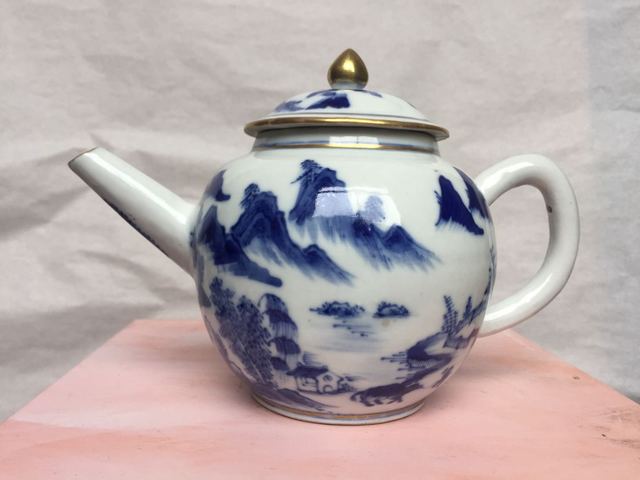 古玩陶瓷青花描金山水人物紋執(zhí)壺拍賣，當(dāng)前價(jià)格8000元