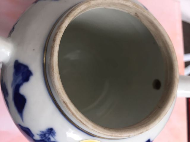 古玩陶瓷青花描金山水人物紋執(zhí)壺拍賣，當(dāng)前價(jià)格8000元