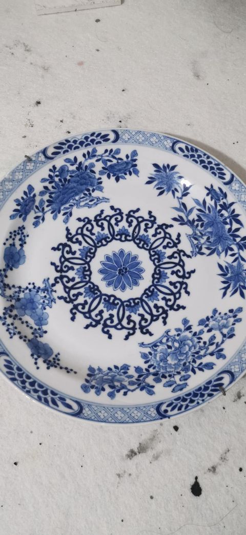 古玩陶瓷青花四季花卉紋盤拍賣，當(dāng)前價格2000元