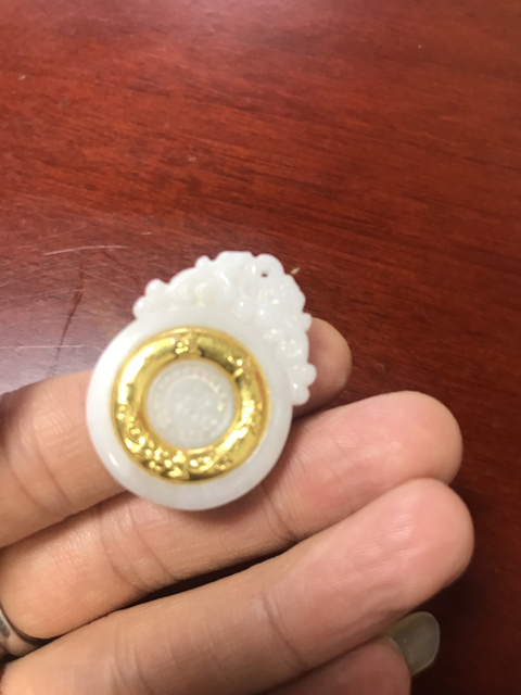 古玩玉器吊墜拍賣，當前價格13900元