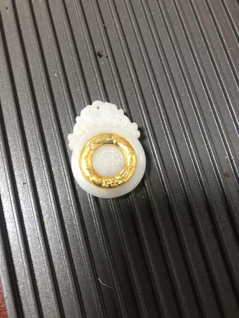 古玩玉器吊墜拍賣，當前價格13900元