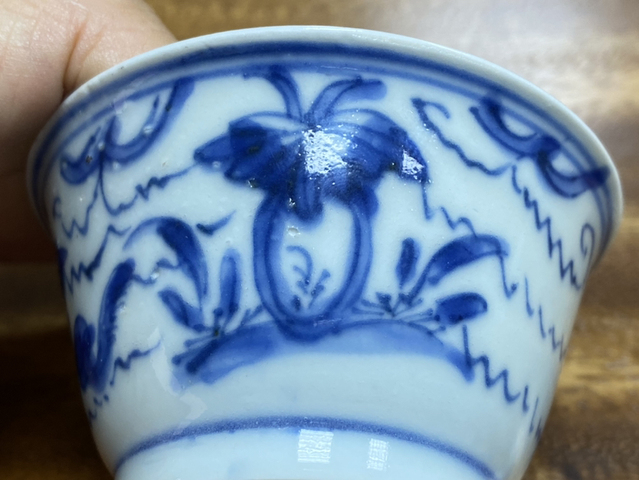 古玩陶瓷青花杯拍賣，當(dāng)前價(jià)格9500元