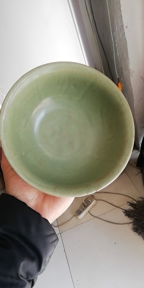 古玩陶瓷龍泉碗拍賣，當前價格15800元