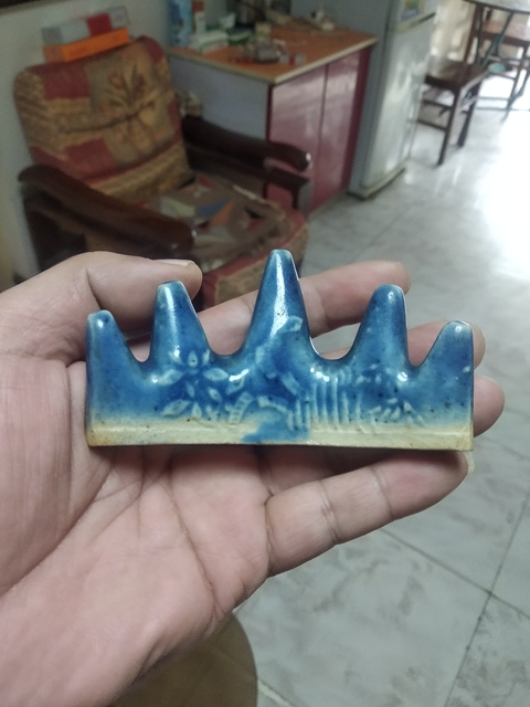 古玩陶瓷藍釉印花筆山拍賣，當前價格9900元