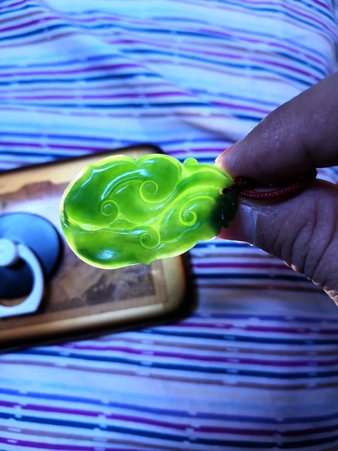 古玩玉器如意墜拍賣，當前價格12800元