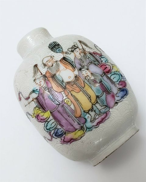 古玩陶瓷白釉軋道粉彩八仙人物故事紋鼻煙壺拍賣，當前價格9000元