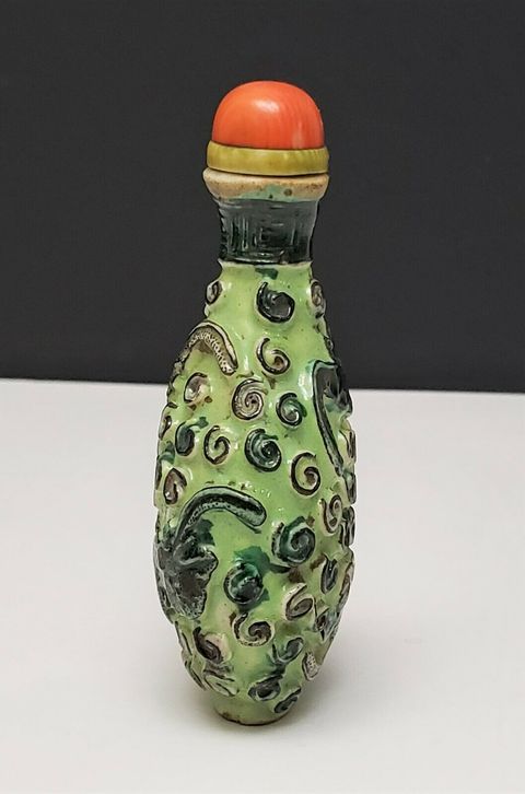 古玩陶瓷粉彩堆塑福壽紋鼻煙壺拍賣，當前價格11800元