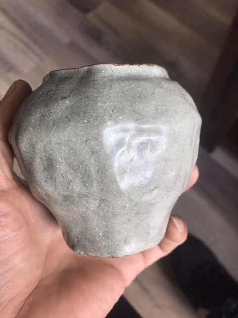 古玩陶瓷青釉罐拍賣，當(dāng)前價(jià)格8900元