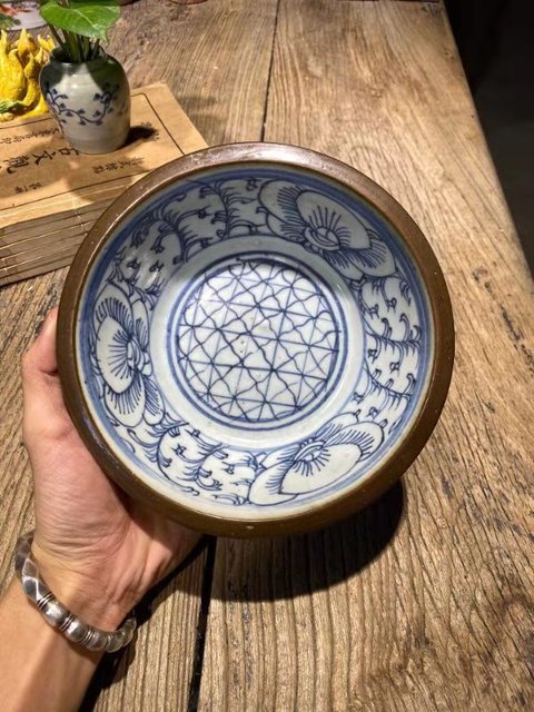 古玩陶瓷青花盆拍賣，當前價格12890元