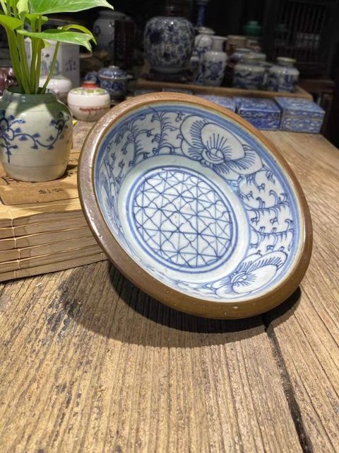 古玩陶瓷青花盆拍賣，當前價格12890元