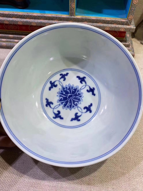古玩陶瓷青花碗拍賣，當(dāng)前價格11800元
