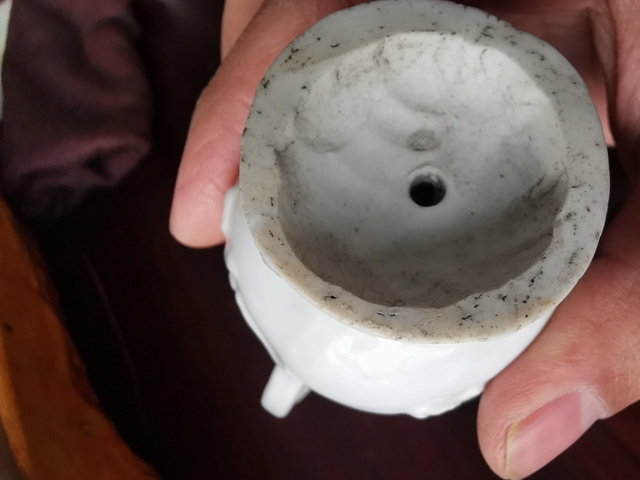 古玩陶瓷白釉印?；ɑ芗y倒流壺拍賣，當前價格7800元