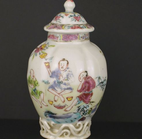 古玩陶瓷粉彩漁家樂人物故事紋蓋罐拍賣，當前價格7000元