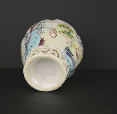 古玩陶瓷粉彩漁家樂人物故事紋蓋罐拍賣，當前價格7000元