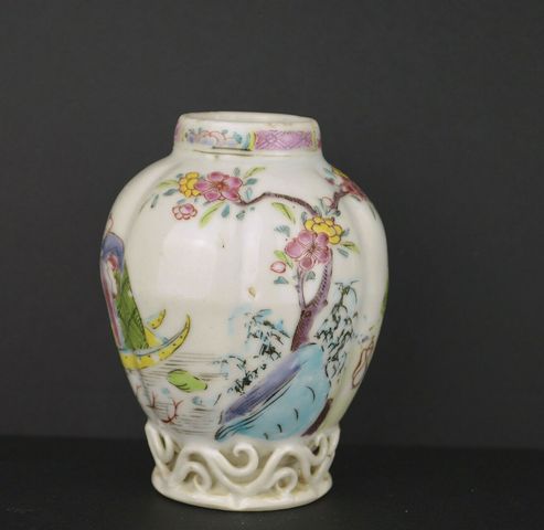 古玩陶瓷粉彩漁家樂人物故事紋蓋罐拍賣，當前價格7000元