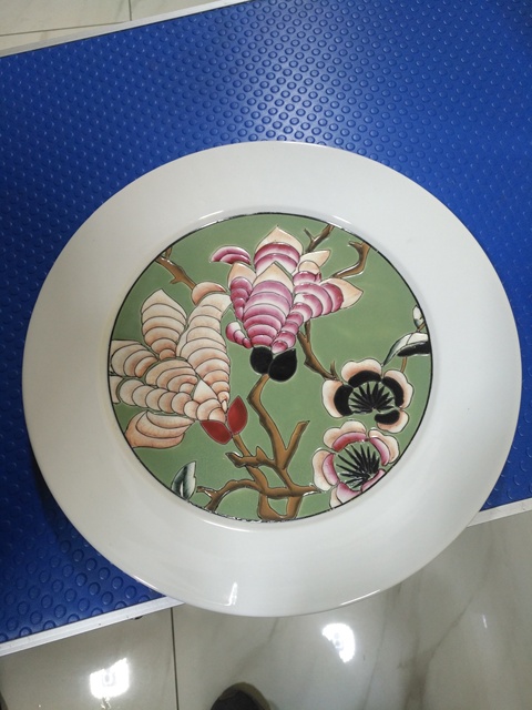 古玩陶瓷粉彩大盤拍賣，當前價格10500元