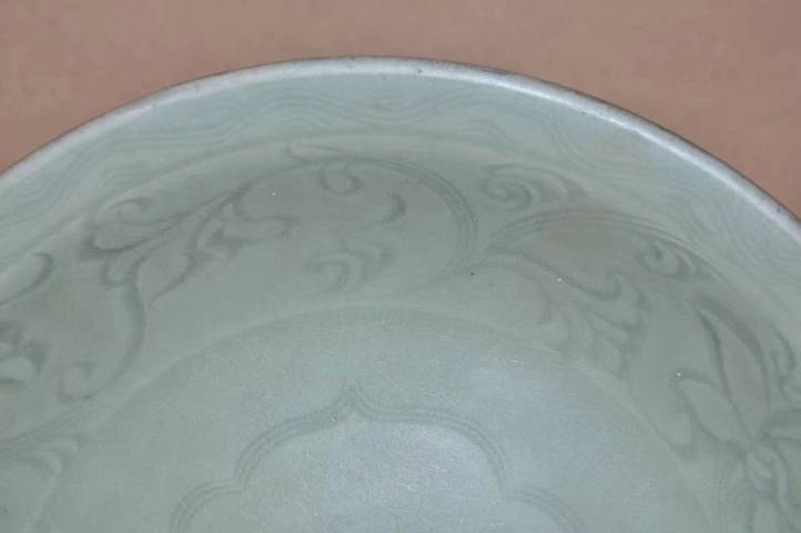 古玩陶瓷龍泉印花盤拍賣，當前價格17800元