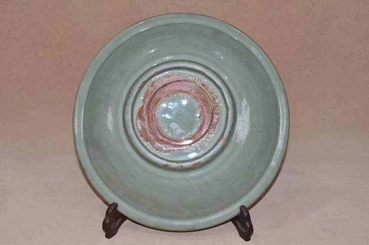 古玩陶瓷龍泉印花盤拍賣，當前價格17800元