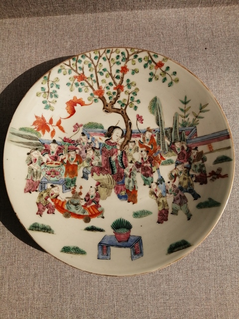 古玩陶瓷清光緒 ?粉彩仕女百子圖盤拍賣，當前價格13890元