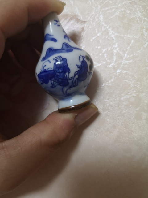 古玩陶瓷青花釉里紅小瓶拍賣，當前價格8900元