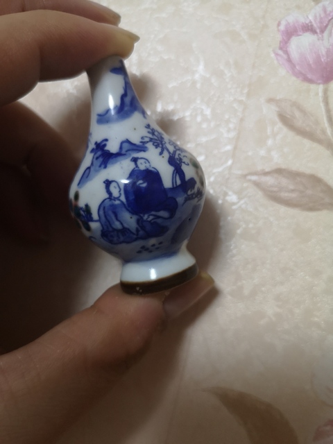 古玩陶瓷青花釉里紅小瓶拍賣，當前價格8900元