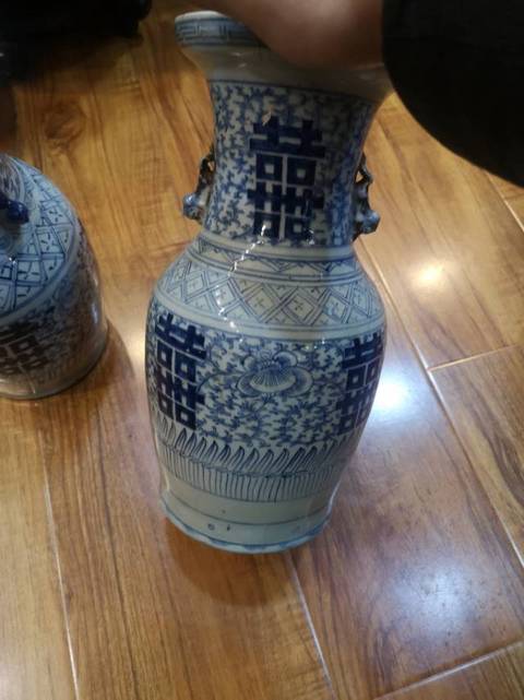 古玩陶瓷青花纏枝牡丹紋喜字瓶拍賣，當前價格8980元