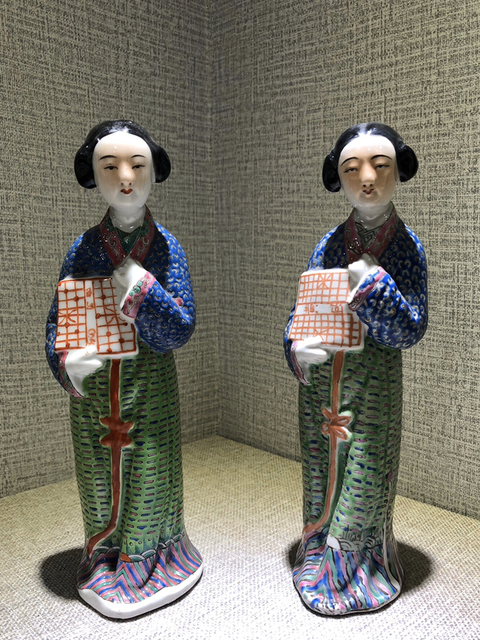 古玩陶瓷仕女粉彩塑像拍賣，當(dāng)前價(jià)格6800元