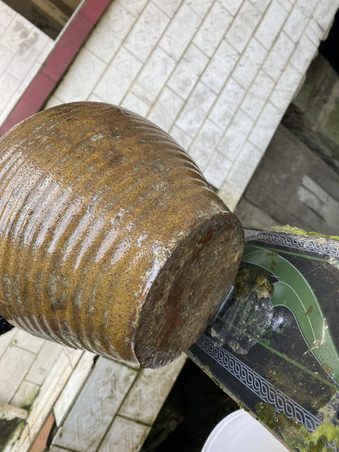 古玩陶瓷醬釉澆壺拍賣，當前價格12800元