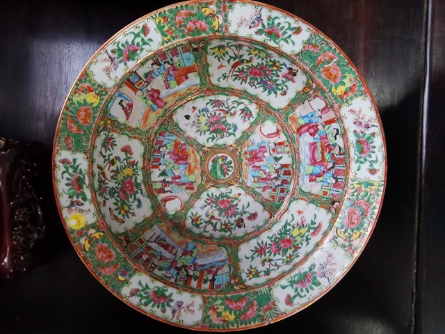 古玩陶瓷廣彩花卉人物紋盆拍賣，當前價格15000元