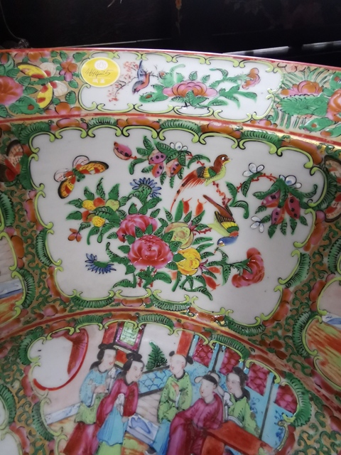 古玩陶瓷廣彩花卉人物紋盆拍賣，當前價格15000元